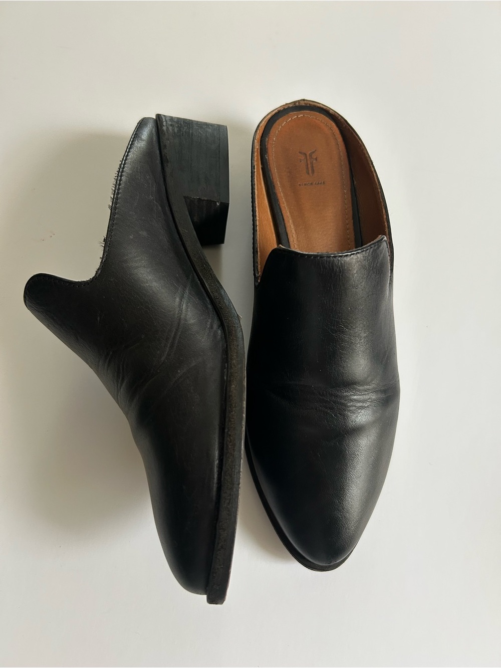 Frye Womens Size 7.5B Black Leather Slip-On Mules GUC